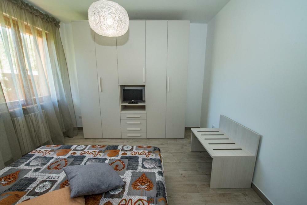 Appartamenti Vicino Al Mare Чивитанова-Марке Экстерьер фото